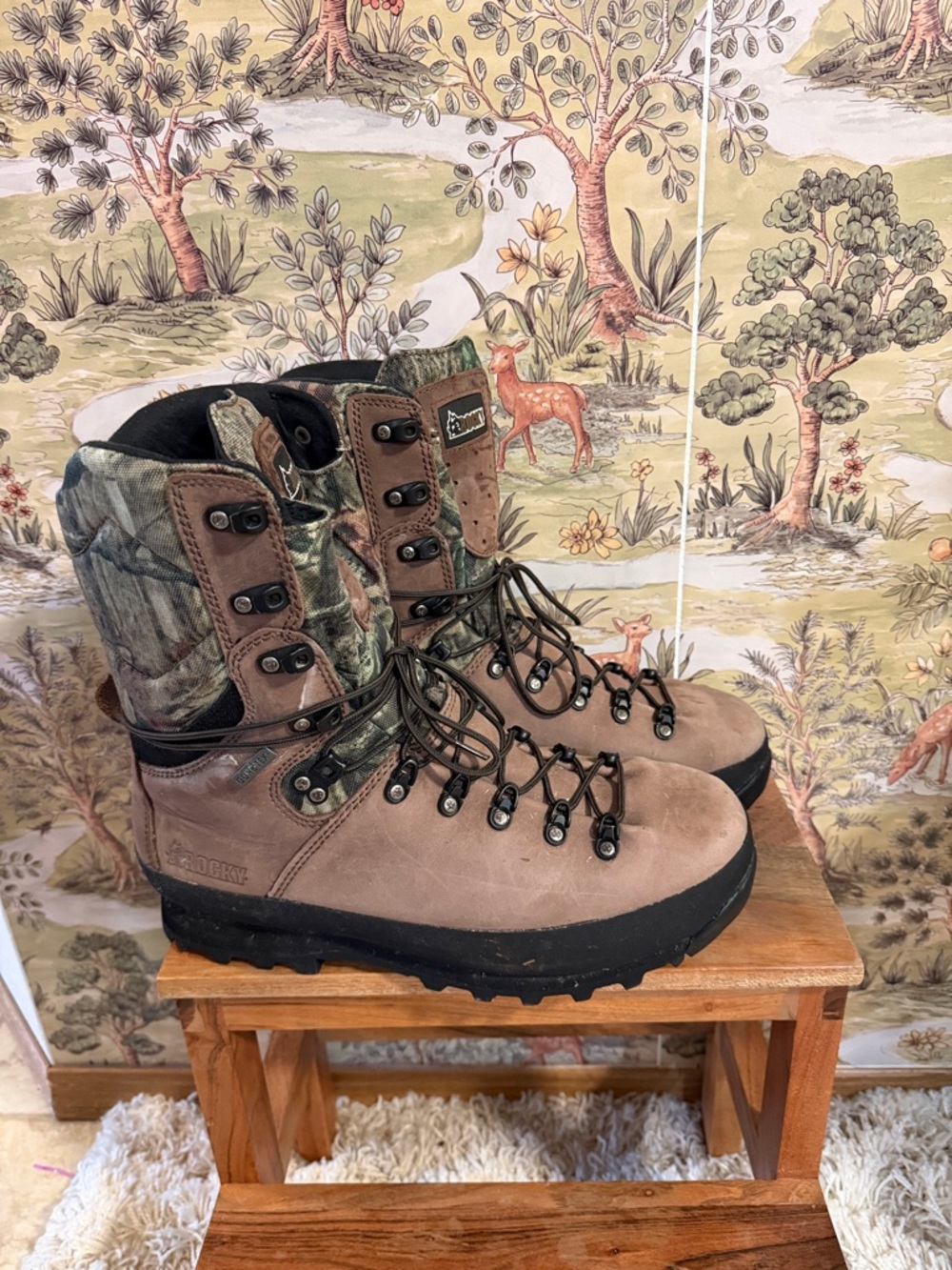 Rocky Brown Suede Hunting Boots with Green Camo